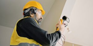 What to Look for in an Electrician